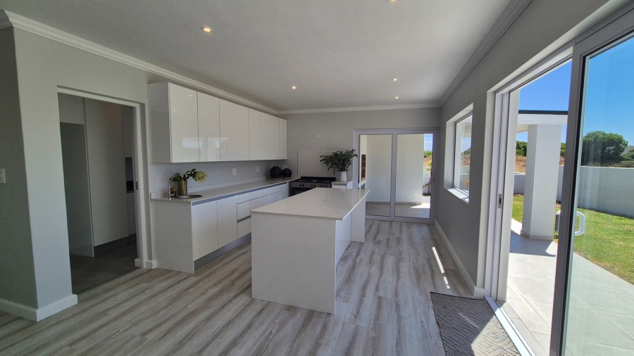 3 Bedroom Property for Sale in Country Club Western Cape
